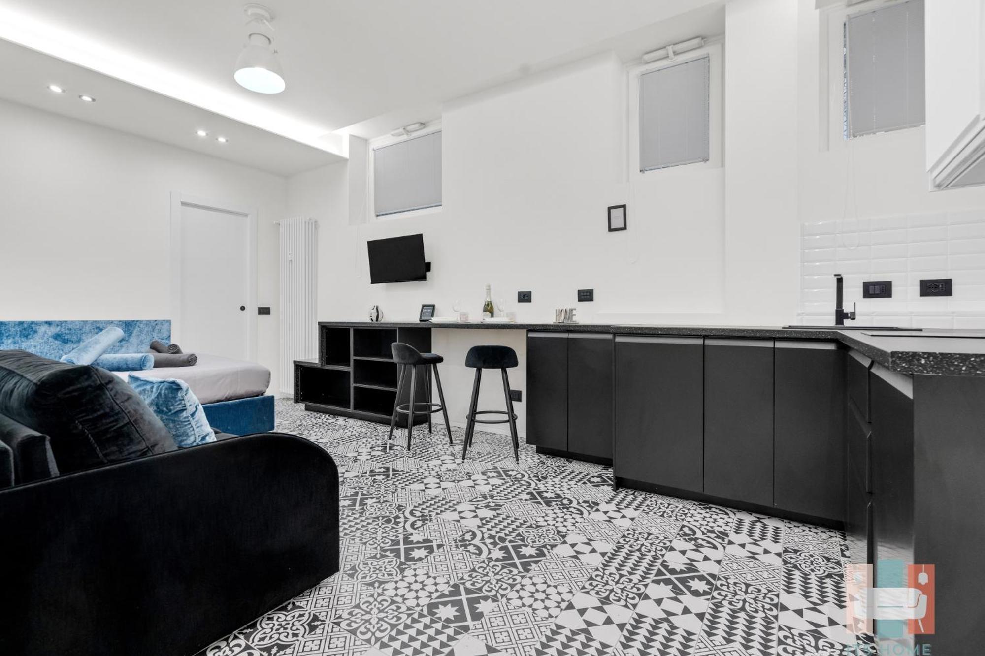 Pab60 -Crescenzago-Luxury Blue House — Photos 1